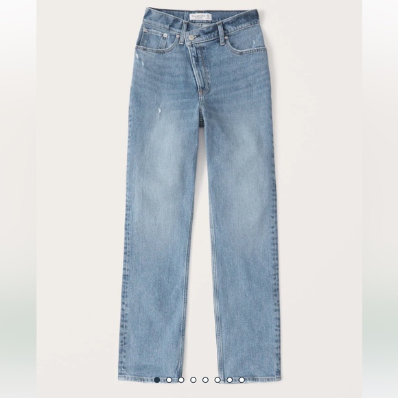Abercrombie Ultra Highrise 90’s Straight Jean - Picture 6 of 12